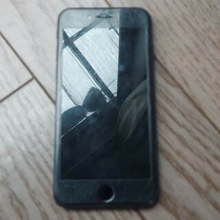 アイフォーン(iPhone)のアップル iPhoneSE 第2世代 64GB ブラック au(スマートフォン本体)