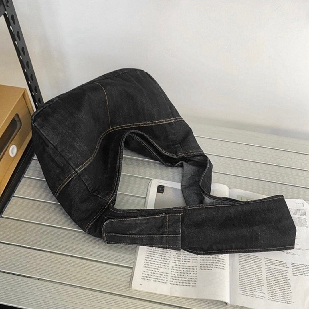 メッセンジャーバッグ ミリタリー ユニセックス ブラック デニム レディースのバッグ(メッセンジャーバッグ)の商品写真