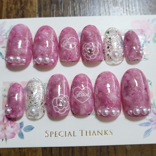 No.990♡ネイルチップ　マーブル柄　お花柄　ピンク　シルバー　キラキラ ハンドメイドのアクセサリー(ネイルチップ)の商品写真