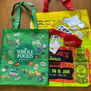 WHOLE FOODS MARKET & TRADER JOE'S エコバッグ(トートバッグ)