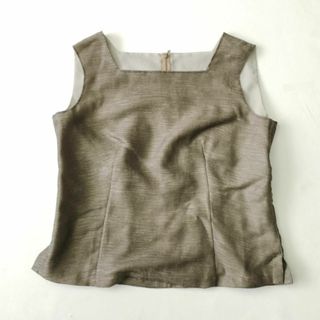 レリアン(leilian)のレリアン　プラスサイズ　13＋　XL　スクエアネックトップス　ベージュ　春夏(タンクトップ)