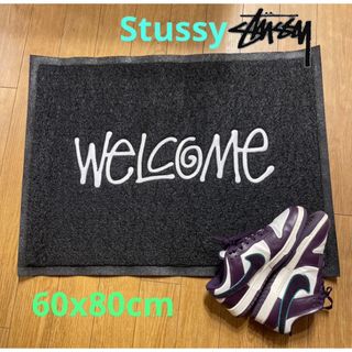 値下げコメント可能！stussyラグマット カーペット 玄関マット ステューシー