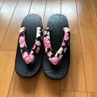 【新品未使用】木目　下駄　夏　浴衣　Ｆサイズ　着物　金魚　祭り(下駄/草履)