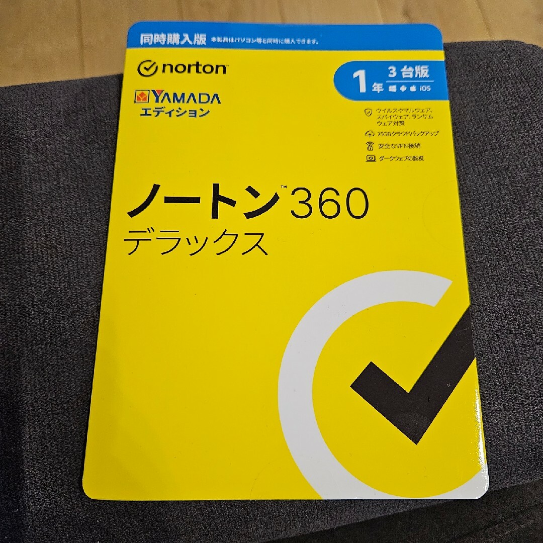 ノートンライフロック 単体購入不可 ノートン 360 デラックス 539723… スマホ/家電/カメラのPC/タブレット(その他)の商品写真