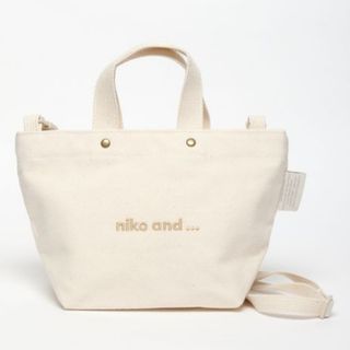 niko and…   オリジナル ロゴ刺繍ショルダーバッグ  オフホワイト(トートバッグ)