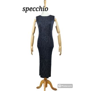 美品 specchio pleats ノースリーブワンピース(ひざ丈ワンピース)