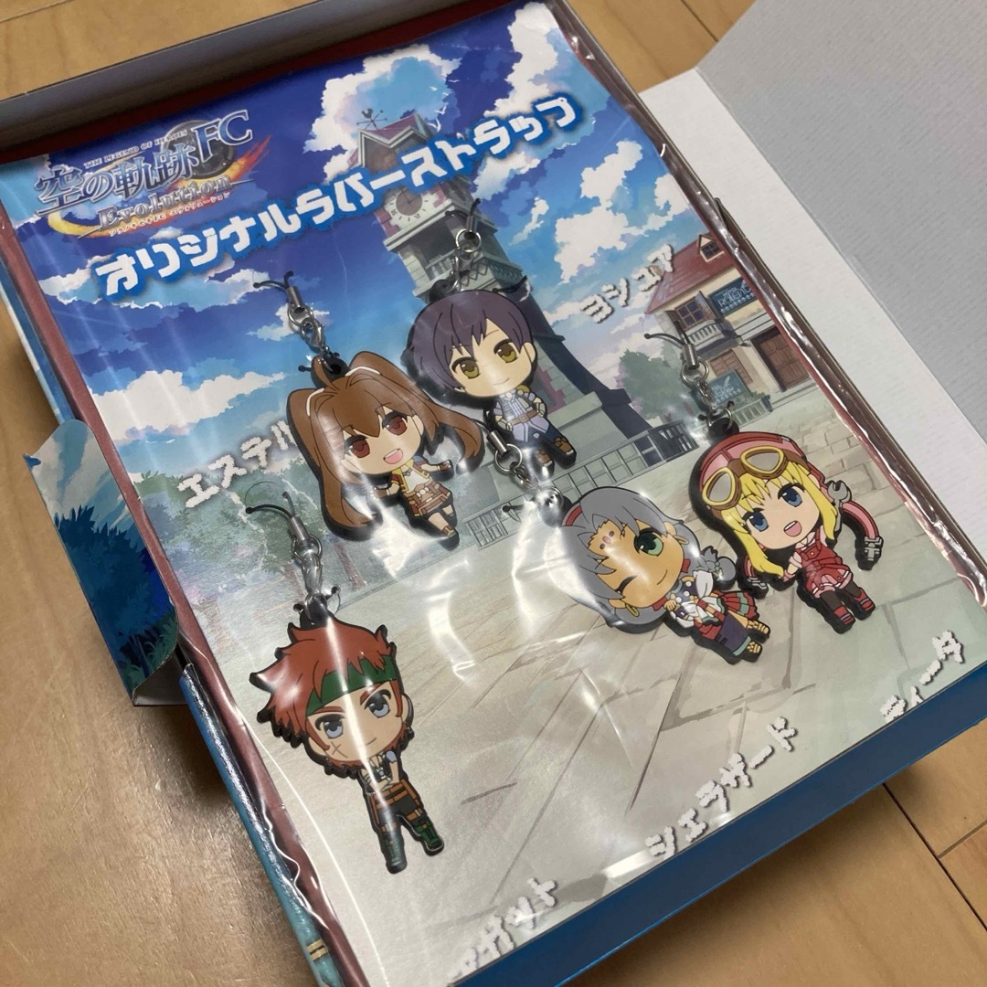 【美品】空の軌跡 FC Evolution キャラアニ限定BOX PS VITA エンタメ/ホビーのゲームソフト/ゲーム機本体(家庭用ゲームソフト)の商品写真