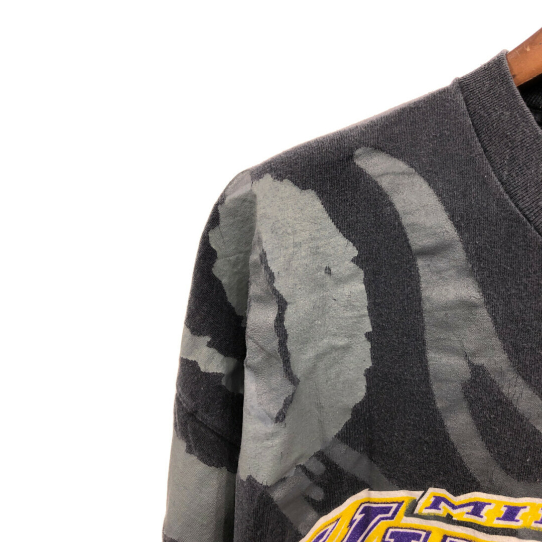NFL ミネソタ・バイキングス 半袖Ｔシャツ プロチーム 大判プリント ブラック (メンズ XL相当) 中古 古着 Q5593 メンズのトップス(Tシャツ/カットソー(半袖/袖なし))の商品写真