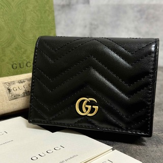 Gucci - 新品未使用⭐️ グッチ 現行モデル GGマーモント 二つ折り コンパクト財布 黒