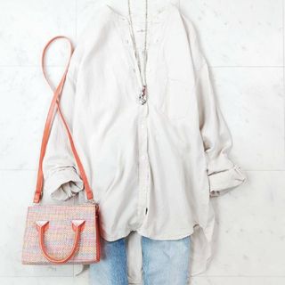 ネストローブ(nest Robe)の美品♪ネストローブ nest Robe ペーパーシャツチュニック ベージュ(シャツ/ブラウス(長袖/七分))