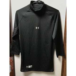 アンダーアーマー(UNDER ARMOUR)のアンダーアーマー　七分袖　アンダーシャツ　ハイネック　ブラック　ＸＬ(ウェア)