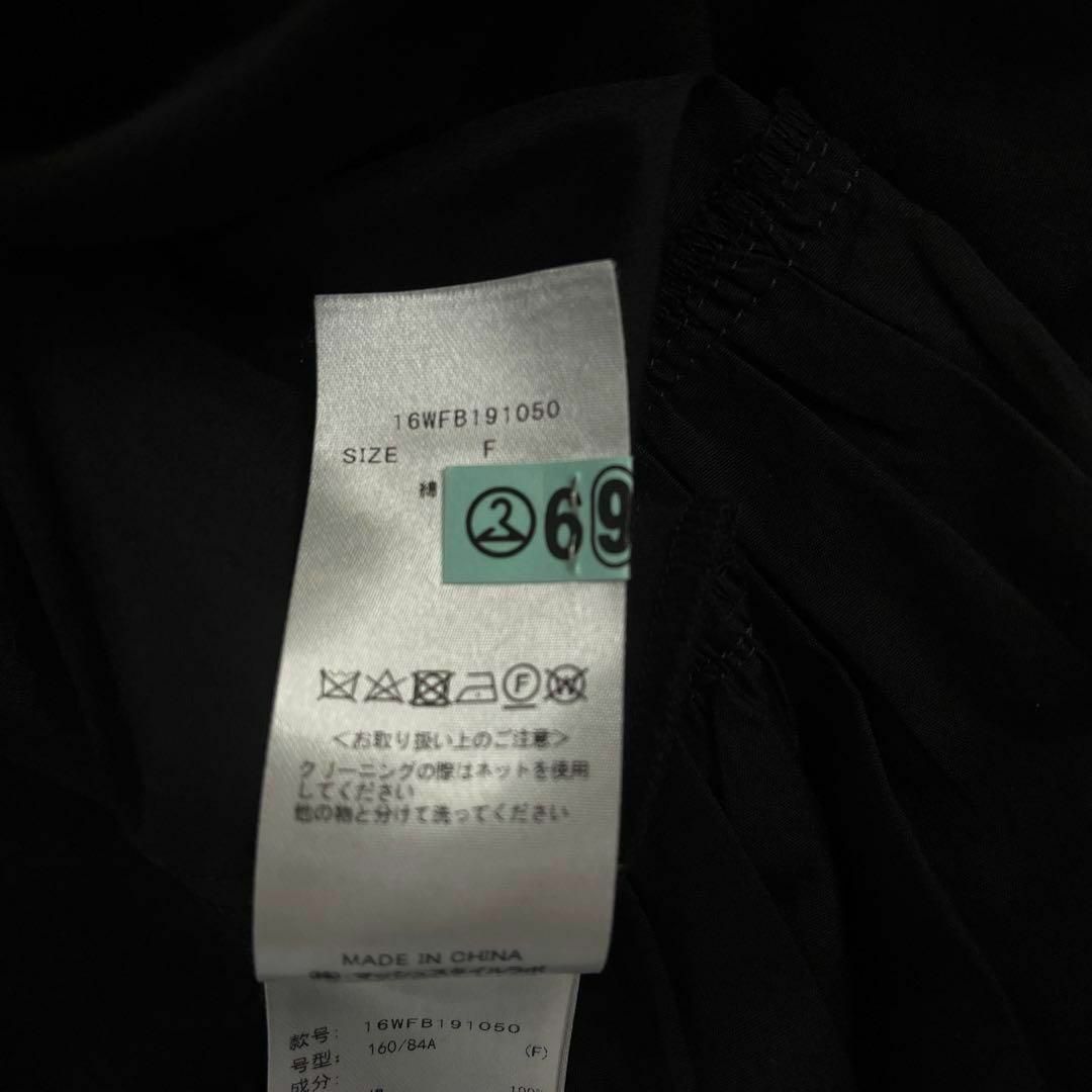 kei shirahata(ケイシラハタ)のケイシラハタ　フリルチュニック　黒　コットン100% レディースのトップス(シャツ/ブラウス(長袖/七分))の商品写真