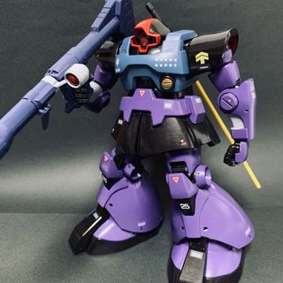 バンダイ(BANDAI)のMG ザク2 塗装完成品　ガンプラ　機動戦士ガンダム(模型/プラモデル)