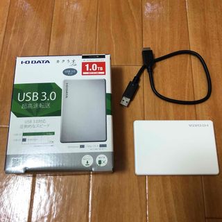 アイオーデータ(IODATA)のIODATE 外付けHDD白（1TB）※日本製　HDPF-UT1.0WC(PC周辺機器)