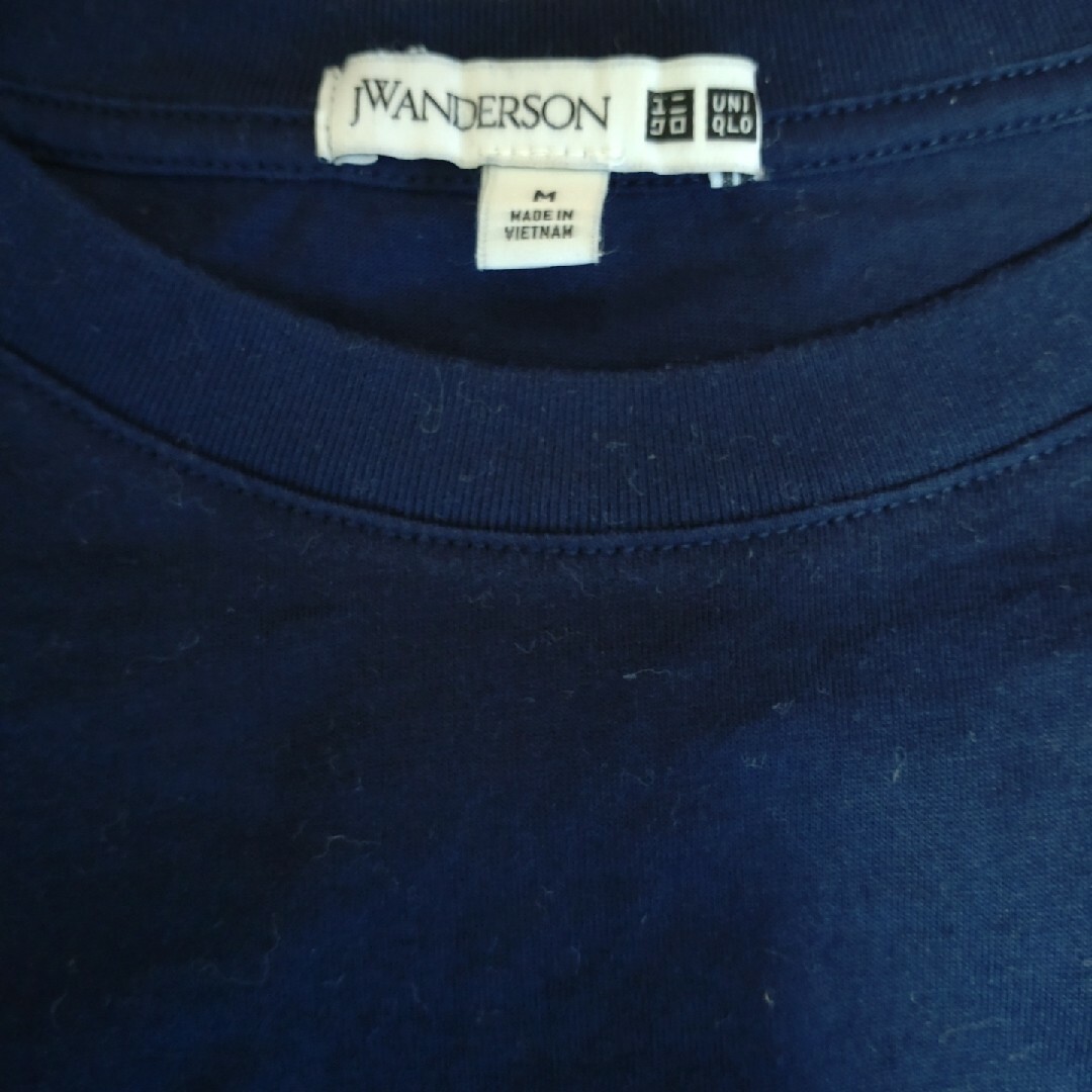 UNIQLO(ユニクロ)の【最終値下げ】ユニクロ JWANDERSON アシンメトリーTシャツ レディースのトップス(Tシャツ(半袖/袖なし))の商品写真