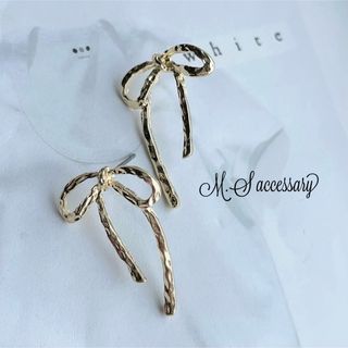 ribbon＊ピアス gold(ピアス)