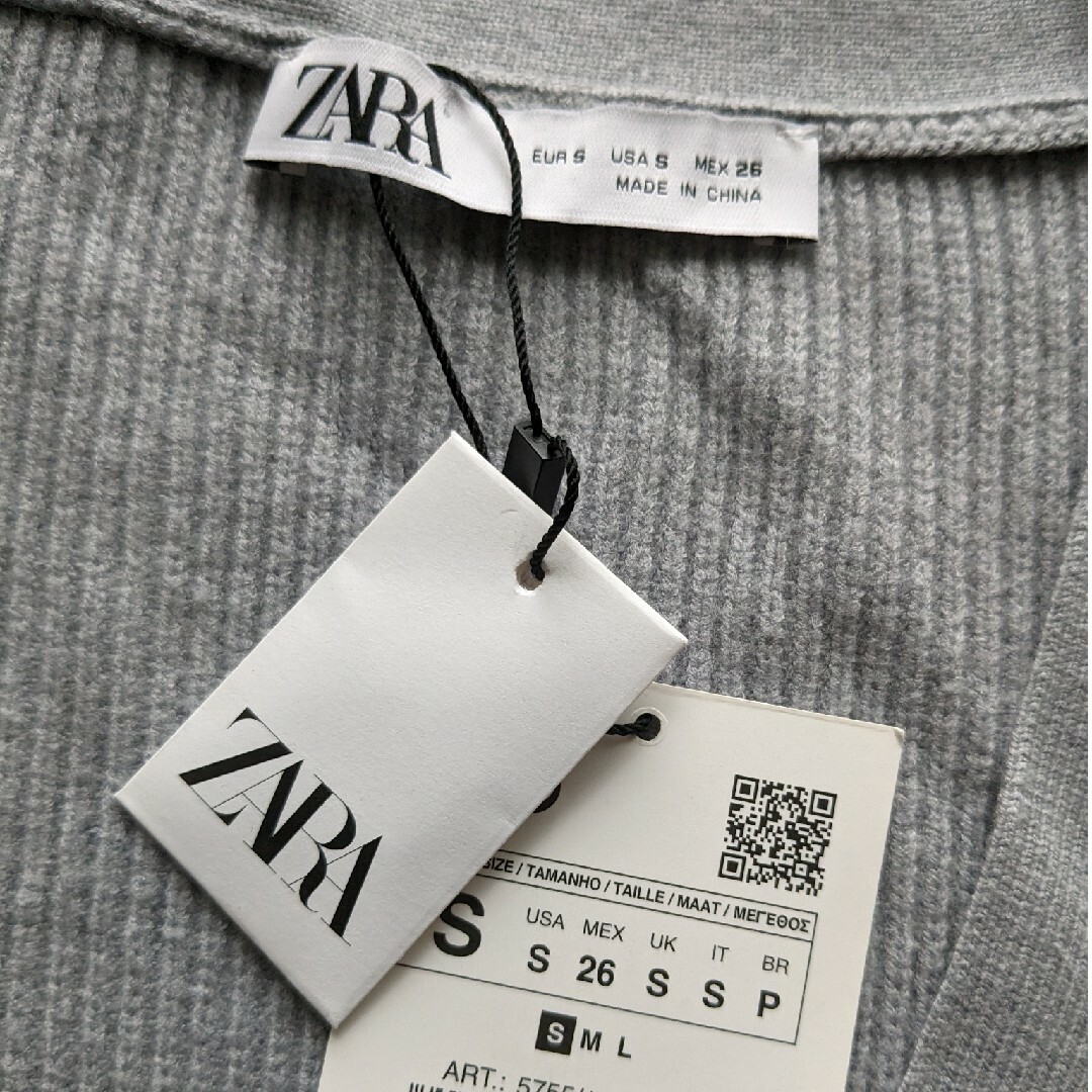 ZARA(ザラ)の新品 ZARA カーディガン 未使用 ザラ タグ付き レディースのトップス(カーディガン)の商品写真