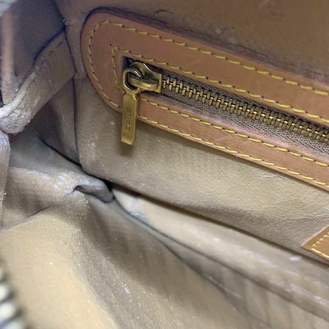 ETRO(エトロ)のエトロ ペイズリー柄 ショルダー バッグ レザー サコッシュ レディースのバッグ(ショルダーバッグ)の商品写真