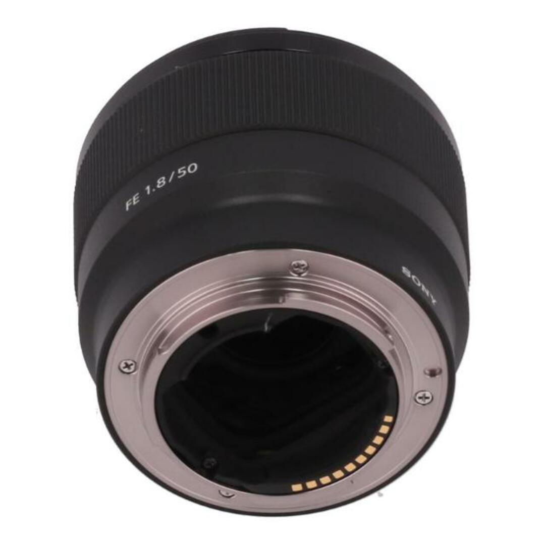 SONY ソニー/交換レンズ/50mm/SEL50F18F/S012465737K/Aランク/67【中古】 スマホ/家電/カメラのカメラ(レンズ(単焦点))の商品写真