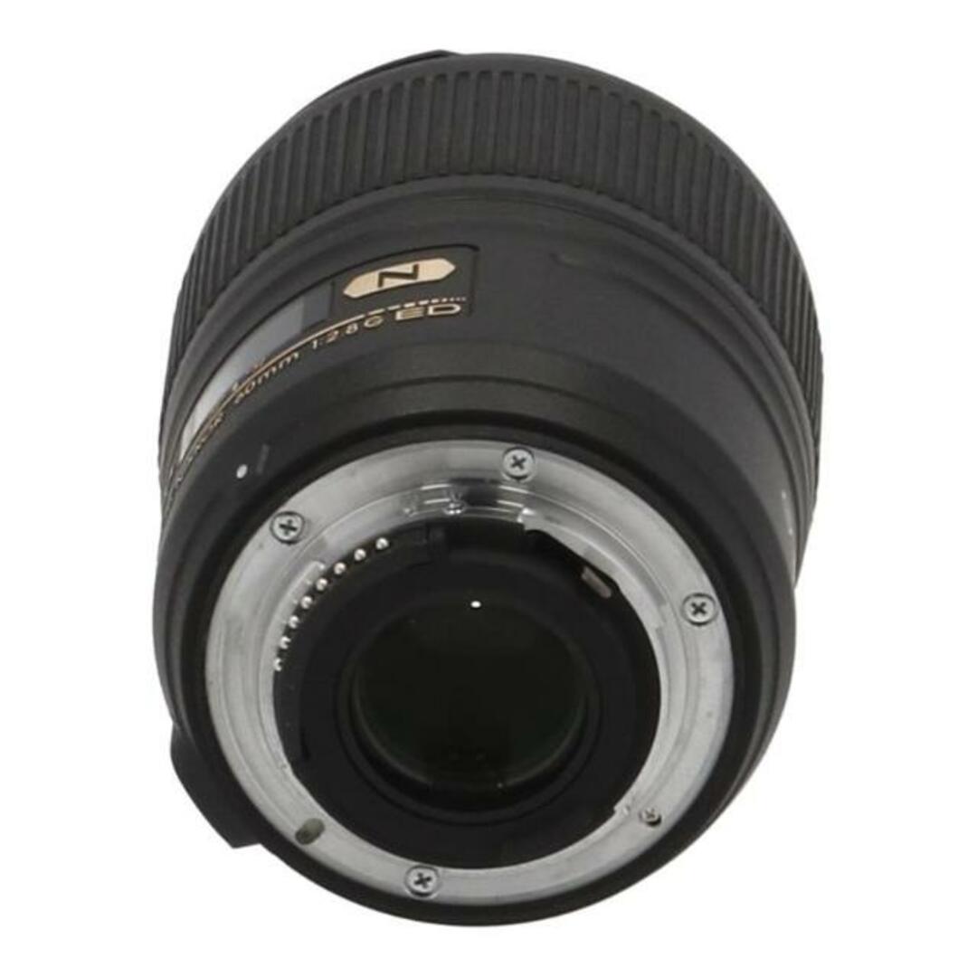 Nikon ニコン/交換レンズ/AF-S Micro 60mm f2.8G ED/2030341/Bランク/82【中古】 スマホ/家電/カメラのカメラ(レンズ(単焦点))の商品写真