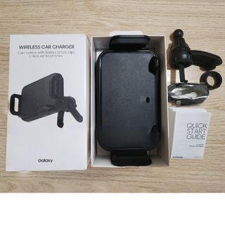 サムスン(SAMSUNG)のSAMSUNG WIRELESS CAR CHARGER(バッテリー/充電器)