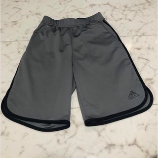 アディダス(adidas)の美品 アディダス 130cm  ハーフパンツ adidas(パンツ/スパッツ)