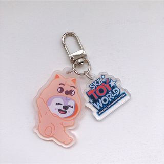 Stray Kids - SKZ SKZOO TOY WORLD wolfchan アクキー