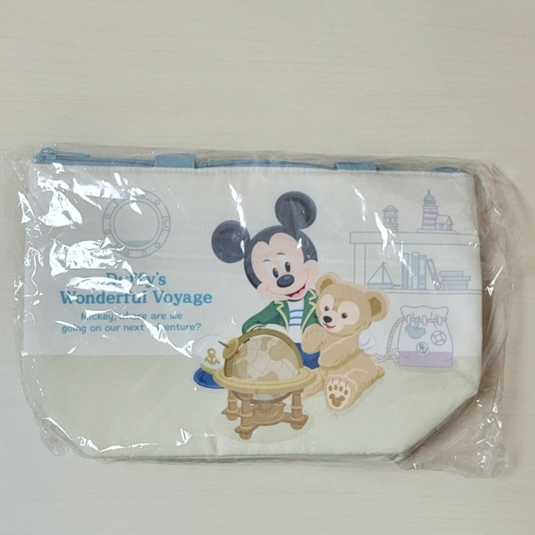 Disney(ディズニー)の【新品未使用】 ★Disney　スーベニアランチケース エンタメ/ホビーのおもちゃ/ぬいぐるみ(キャラクターグッズ)の商品写真