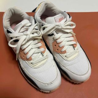 ナイキ(NIKE)のNIKE！(スニーカー)