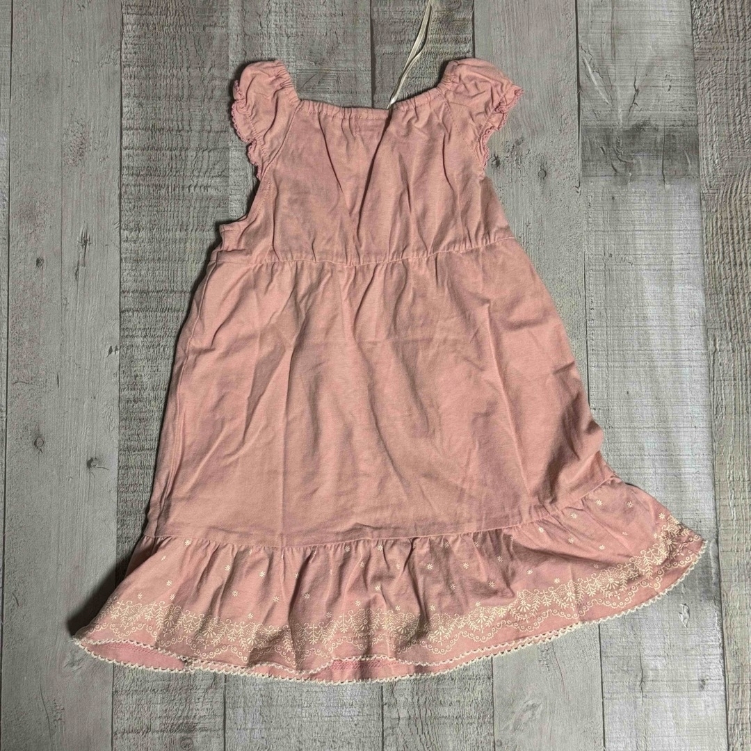 ● any FAM ガールズ ワンピース リボン レース ピンク 80 USED キッズ/ベビー/マタニティのベビー服(~85cm)(ワンピース)の商品写真