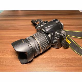 ニコン(Nikon)のNikon デジタル一眼レフカメラ D5000と高倍率ズーム(デジタル一眼)