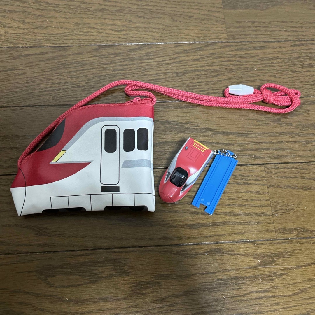 新幹線 こまち がちゃがちゃ キッズ/ベビー/マタニティのおもちゃ(電車のおもちゃ/車)の商品写真