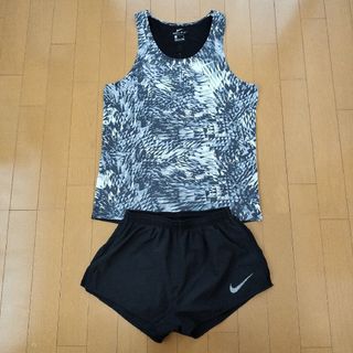 ナイキ(NIKE)のNIKEsinglet&shorts 上下セット(陸上競技)