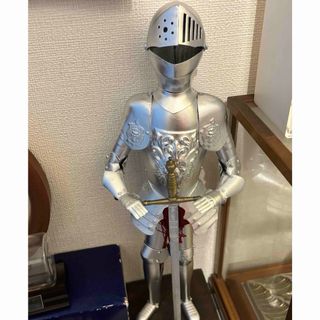 33cm スペイン・セゴビア記念品：金属製中世騎士鎧甲モデル(置物)