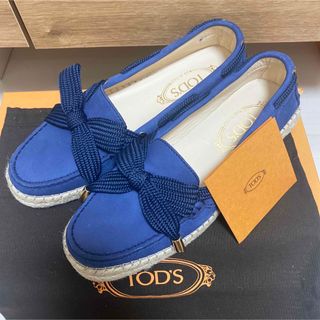 トッズ(TOD'S)の限定値下げ　新品同様　TOD‘S  エスパドリーユ　ネイビー　37 1/2(スリッポン/モカシン)