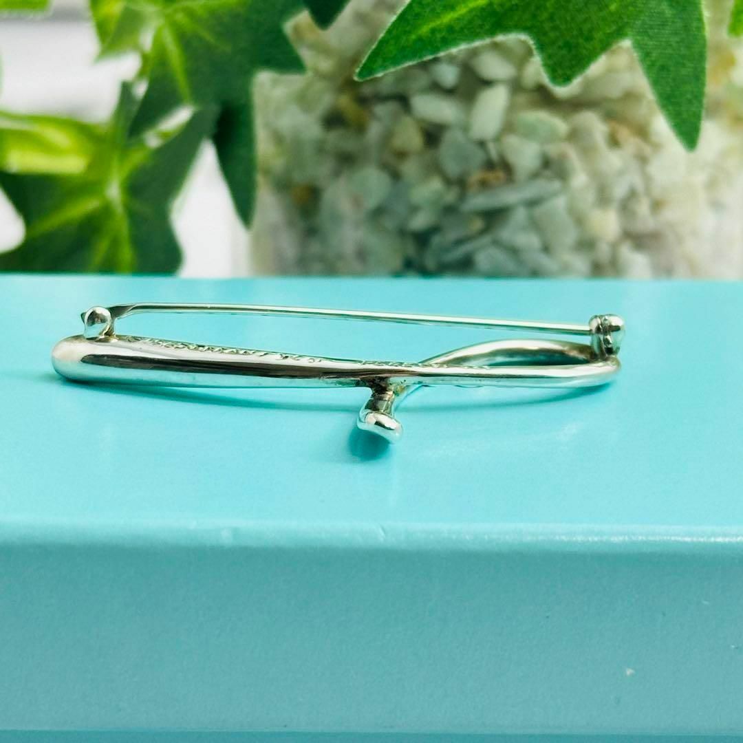 Tiffany & Co.(ティファニー)の美品　Tiffany　ブローチ　コサージュ　アルファベット　L　シルバー レディースのアクセサリー(ブローチ/コサージュ)の商品写真