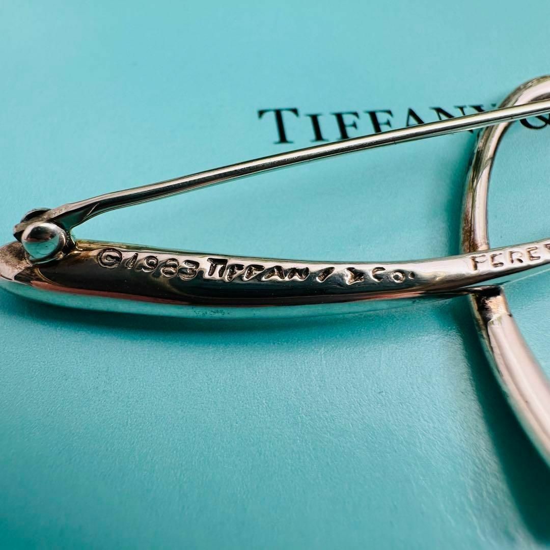 Tiffany & Co.(ティファニー)の美品　Tiffany　ブローチ　コサージュ　アルファベット　L　シルバー レディースのアクセサリー(ブローチ/コサージュ)の商品写真