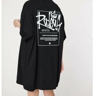 ロデオクラウンズワイドボウル(RODEO CROWNS WIDE BOWL)のSign Logo BY半袖ワンピース(Tシャツ(半袖/袖なし))