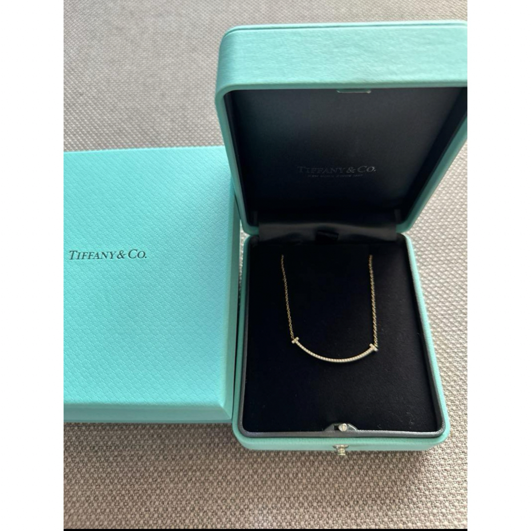 Tiffany & Co.(ティファニー)のリバーシブルTIFFANY Tスマイルスモールダイヤ　ピンクゴールド　ペンダント レディースのアクセサリー(ネックレス)の商品写真