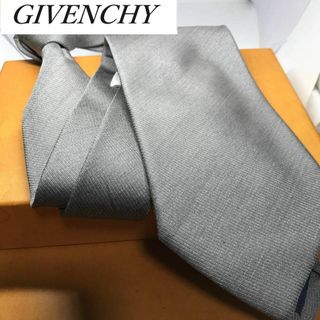 ジバンシィ(GIVENCHY)の★ ジバンシー★ 人気ブランド ネクタイ シルク  イタリア製  グレー系(ネクタイ)