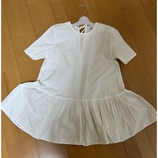 ザラ(ZARA)のトップス　白　ZARA  S size(シャツ/ブラウス(半袖/袖なし))