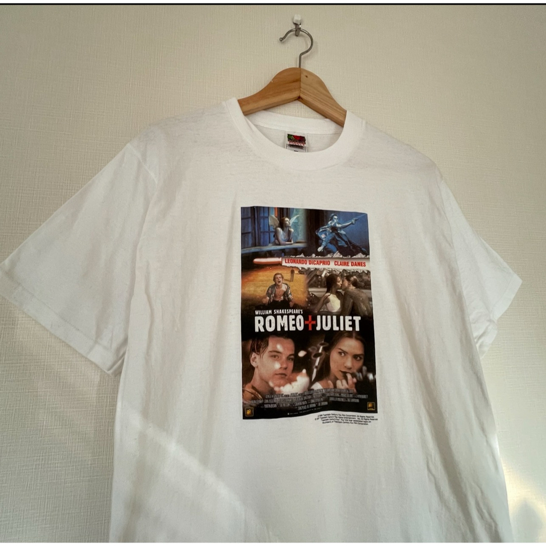ロミオとジュリエット ROMEO+JULIET Tシャツ Mの通販 by M's ロミオとジュリエット ROMEO+JULIET Tシャツ Mの通販 by M's