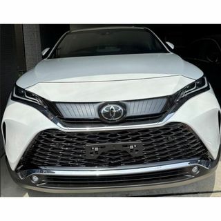 トヨタ(トヨタ)の【トヨタ純正新品】 ハリアー80 PHEV フロントバンパー ロアグリル 穴なし(車種別パーツ)