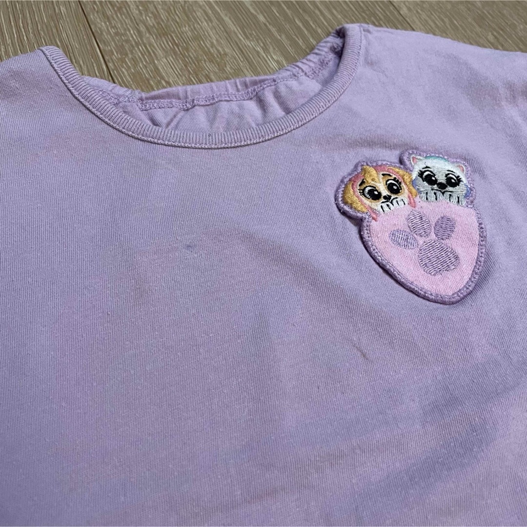 UNIQLO(ユニクロ)のUNIQLO パウパトTシャツ キッズ/ベビー/マタニティのキッズ服女の子用(90cm~)(Tシャツ/カットソー)の商品写真