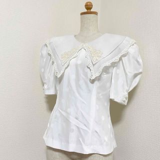 昭和　レトロ　ビンテージ　ドット柄　刺繍レース　ビックカラー　ブラウス　シャツ(シャツ/ブラウス(半袖/袖なし))