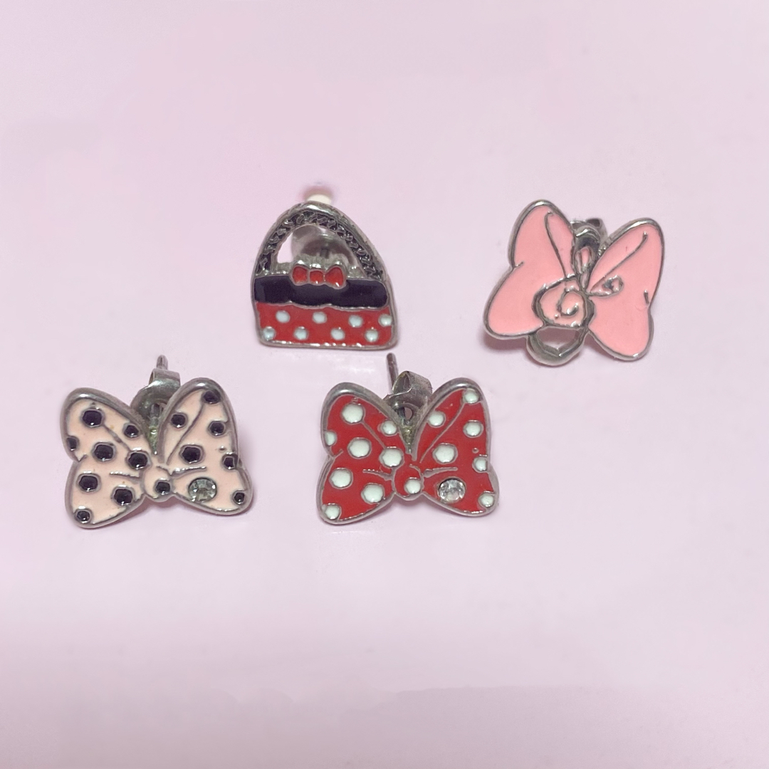 ミニーちゃん ❤︎ ピアス レディースのアクセサリー(ピアス)の商品写真