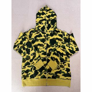 アベイシングエイプ(A BATHING APE)の2XL bape 1st camo hoodie ベイプ　イエロー　パーカー(パーカー)