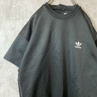 アディダス(adidas)の【希少コラボ】adidas  HYKE ワンポイント刺繍ロゴ古着Tシャツ黒M(Tシャツ/カットソー(半袖/袖なし))