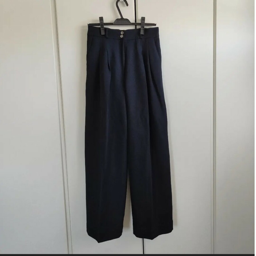 TODAYFUL(トゥデイフル)のtodayful twill tuck trousers ネイビー レディースのパンツ(その他)の商品写真