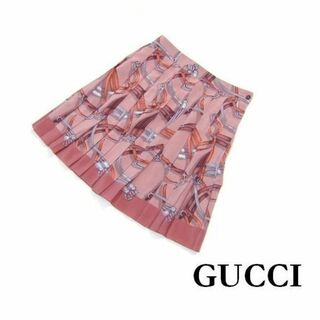 グッチ(Gucci)のグッチベルトモチーフスカーフ柄プリーツスカートモーヴピンク　新品S22(ひざ丈スカート)